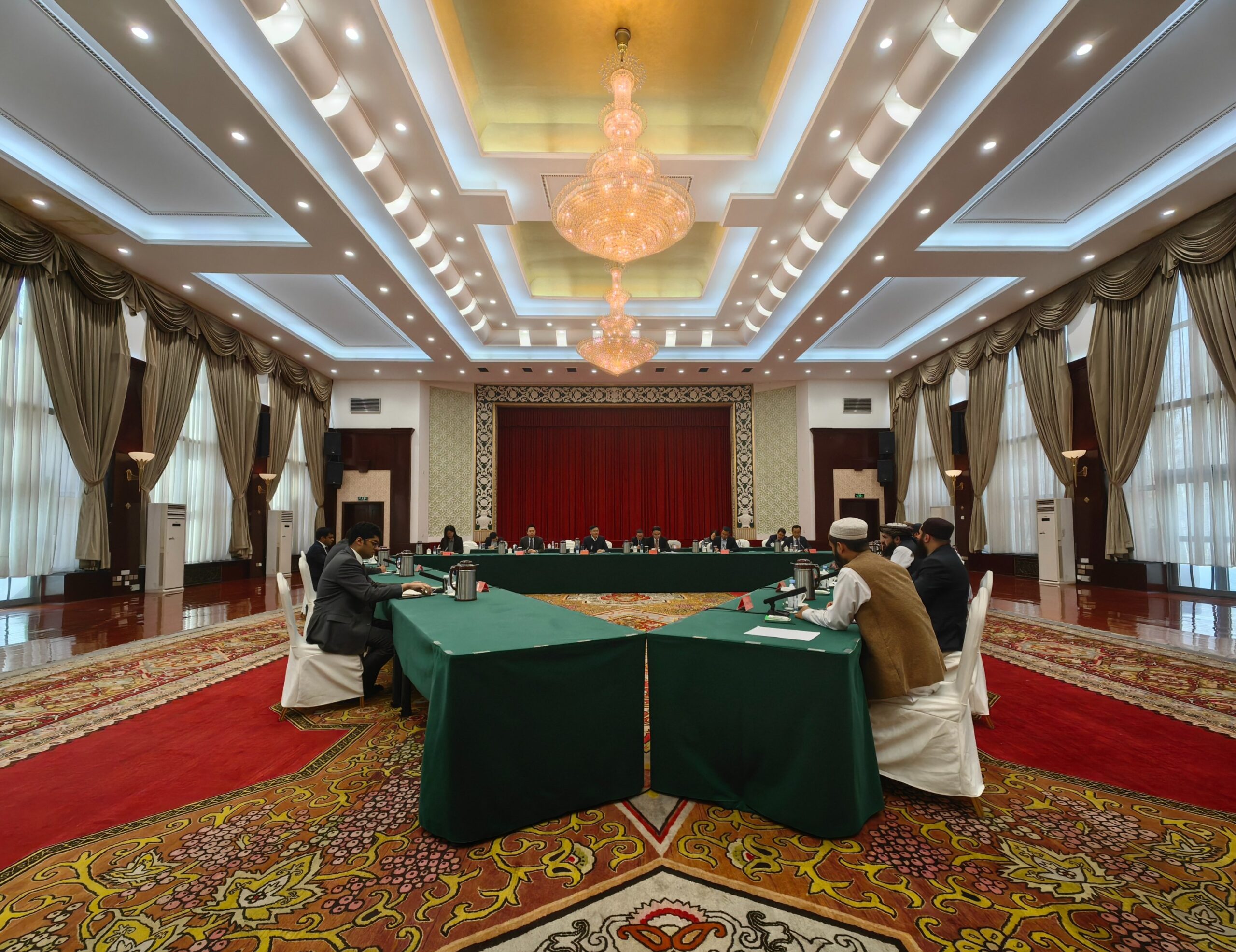 مذاکرات ارومچی میانجیگری چین بین طالبان و پاکستان